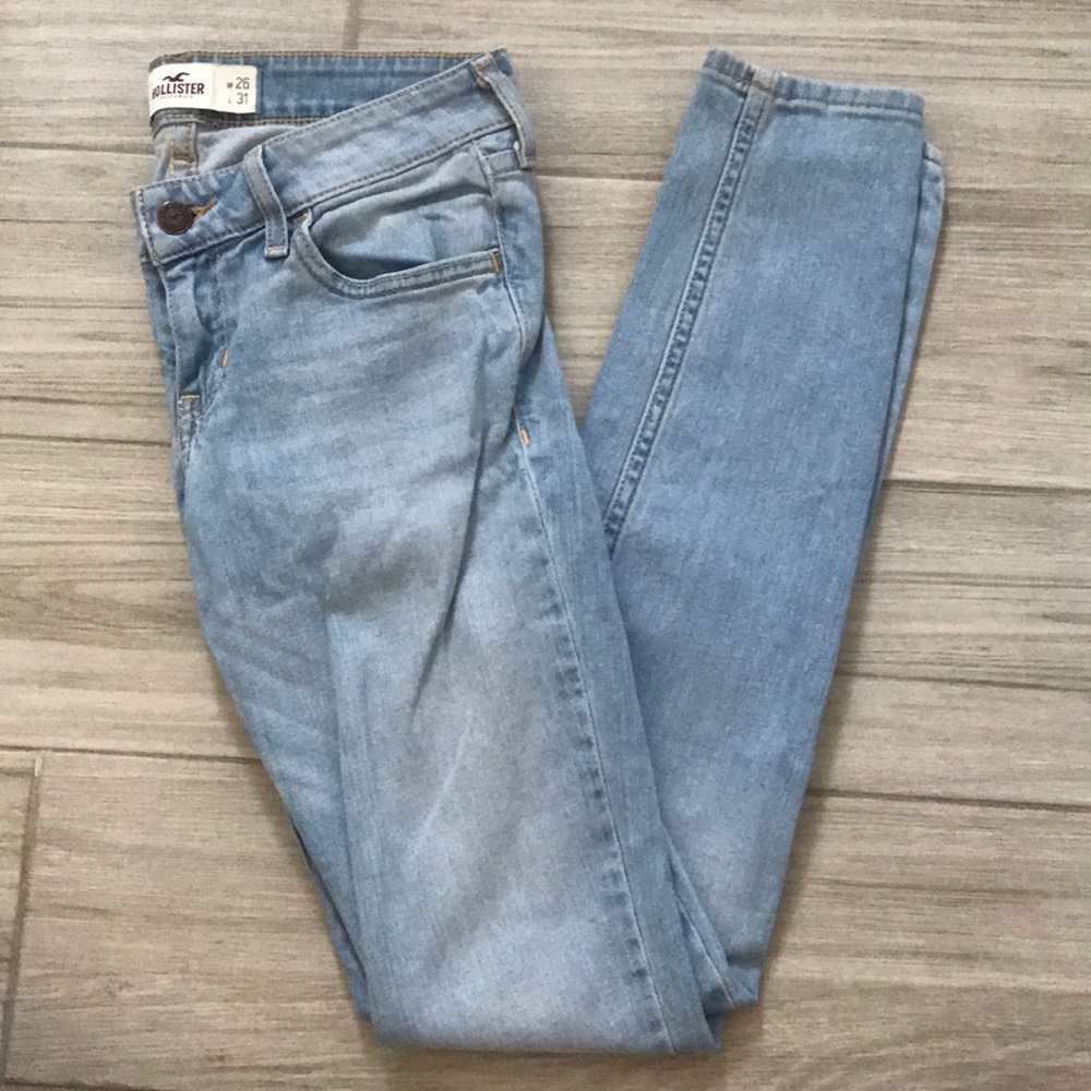 💋Hollister light wash jeans